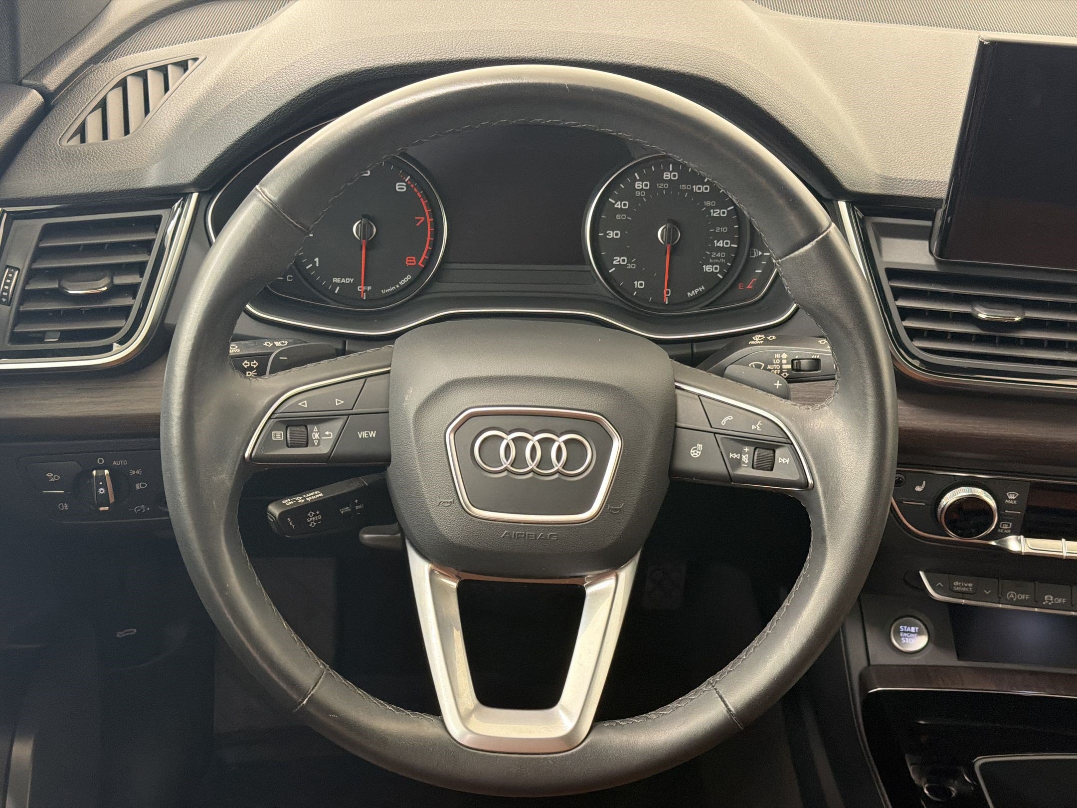 Used 2023 Audi Q5 2.0T Premium w/ Convenience Package AWD/4WD image 11
