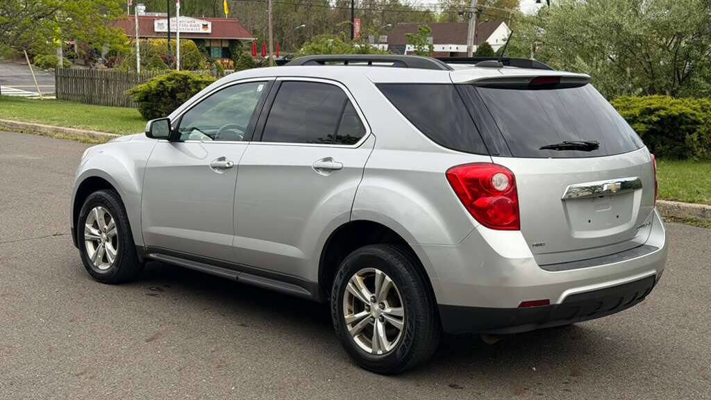 Used 2015 Chevrolet Equinox LT w/ Driver Convenience Package AWD/4WD image 5