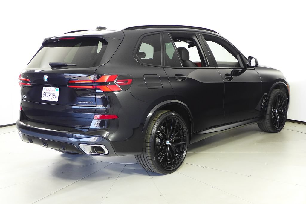Certified 2024 BMW X5 sDrive40i w/ M Sport Package RWD image 7