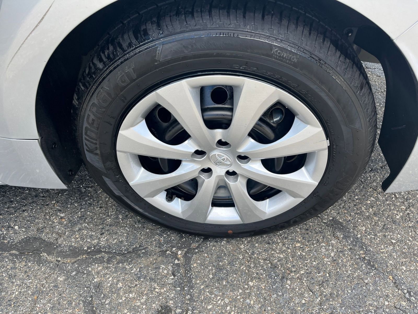 Used 2025 Toyota Corolla LE image 24