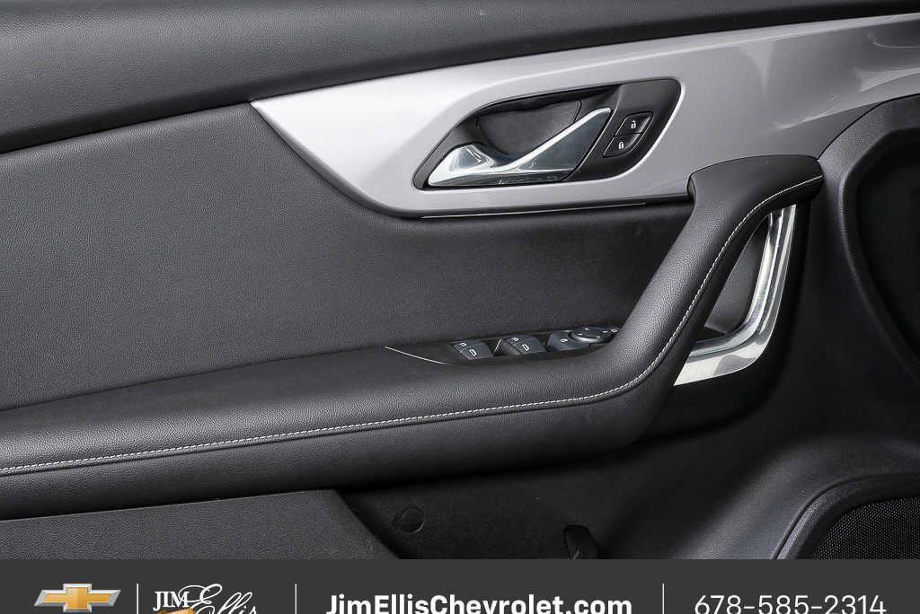 Certified 2025 Chevrolet Blazer LT FWD image 6
