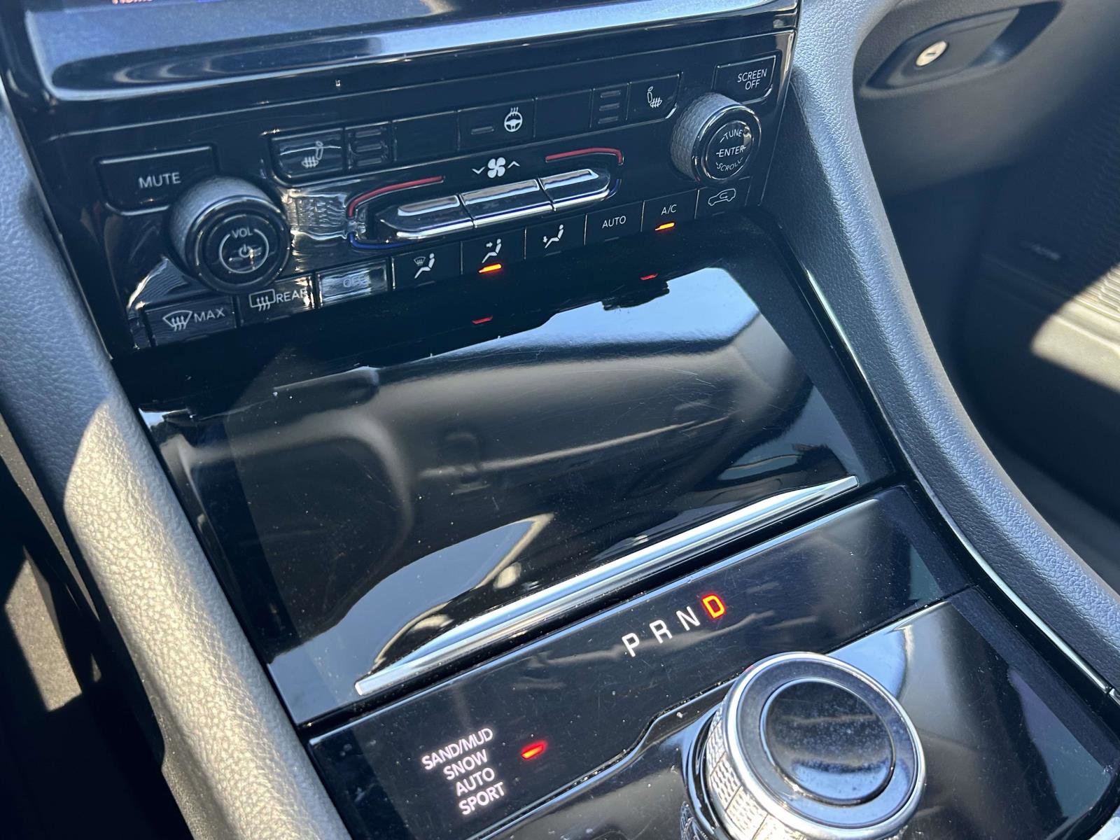 Used 2021 Jeep Grand Cherokee L Limited image 27