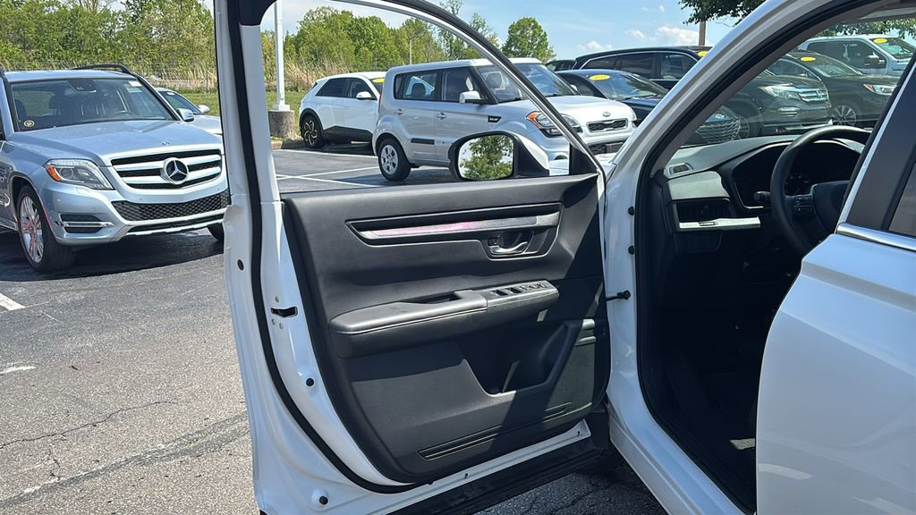 Used 2026 Honda CR-V EX image 11