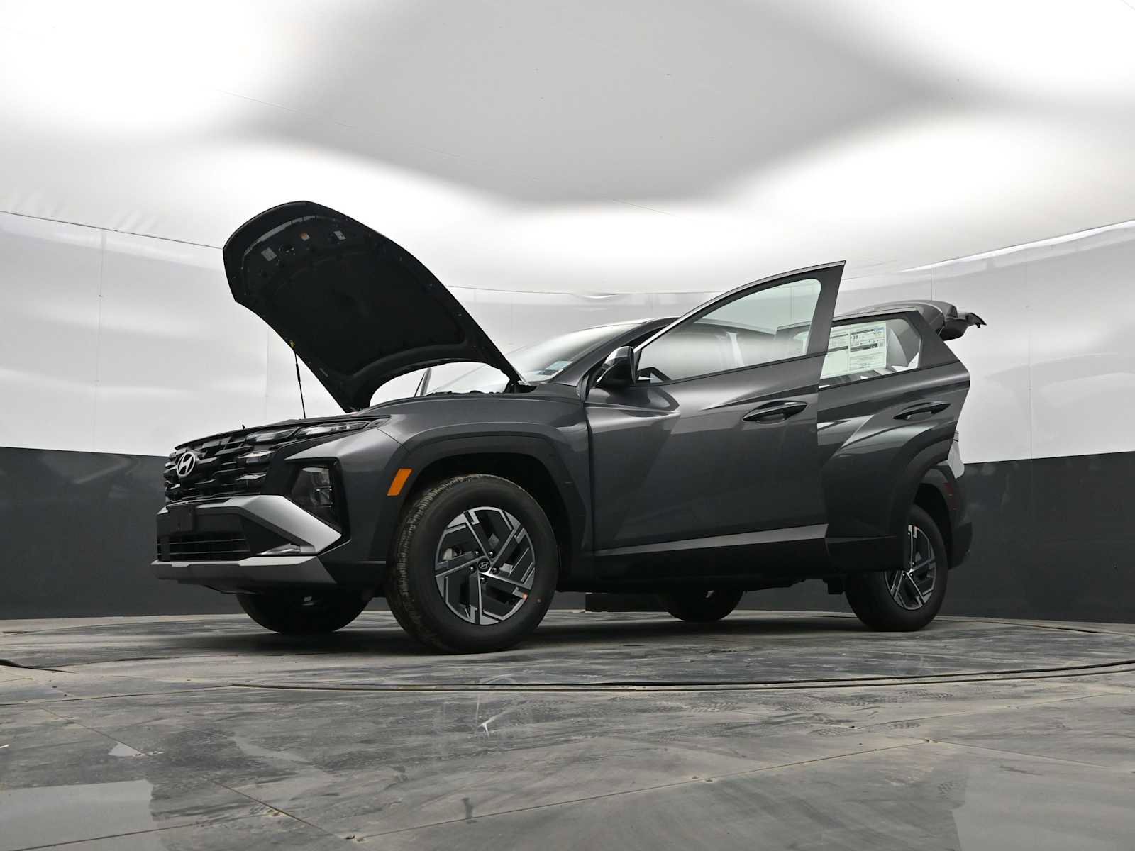 New 2026 Hyundai Tucson Blue SE image 42