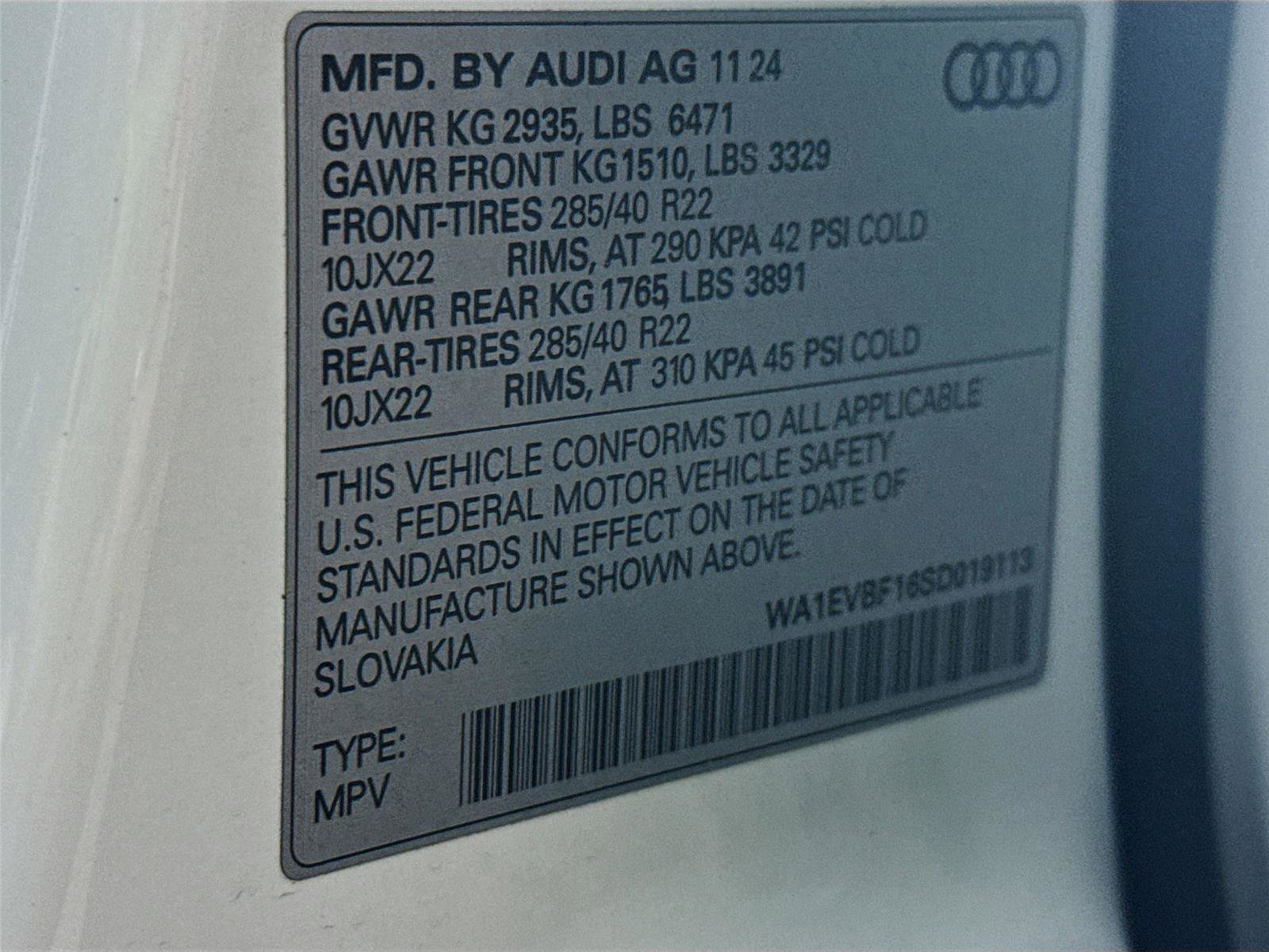 Used 2025 Audi Q8 Premium Plus w/ Premium Plus Package image 11