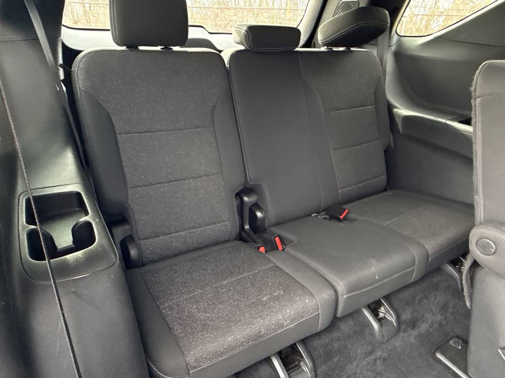 Used 2024 Chevrolet Traverse LT image 14