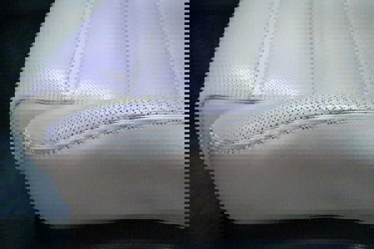 Used 2024 Porsche Cayenne AWD/4WD image 19