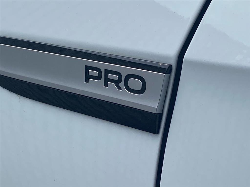 Certified 2023 Volkswagen ID.4 Pro image 5