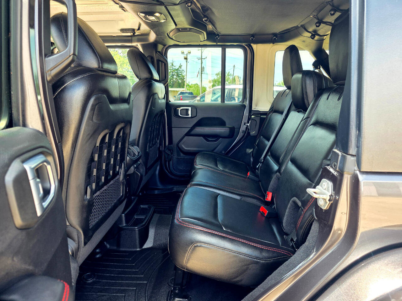 Used 2021 Jeep Wrangler Unlimited Rubicon image 13