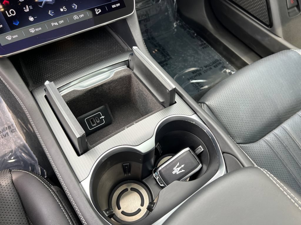 Used 2023 Maserati Grecale GT AWD/4WD image 23