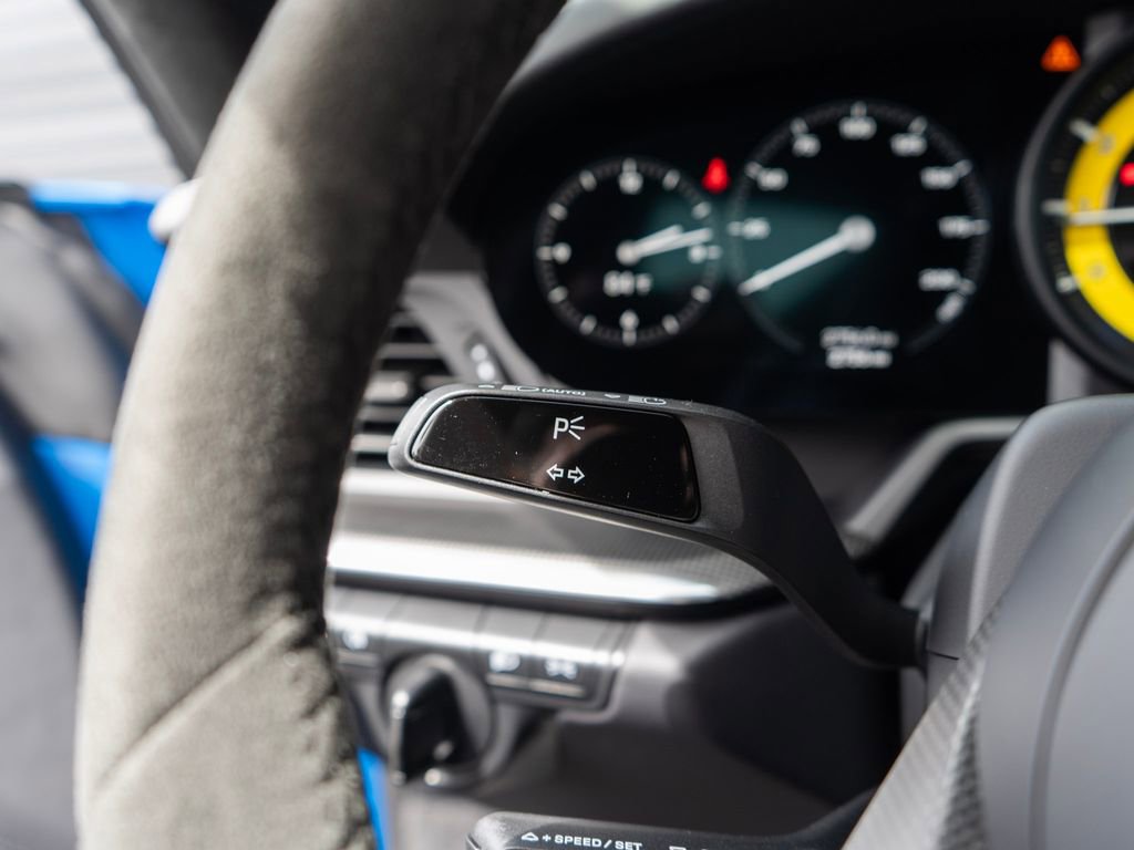 Used 2023 Porsche 911 Carrera image 19