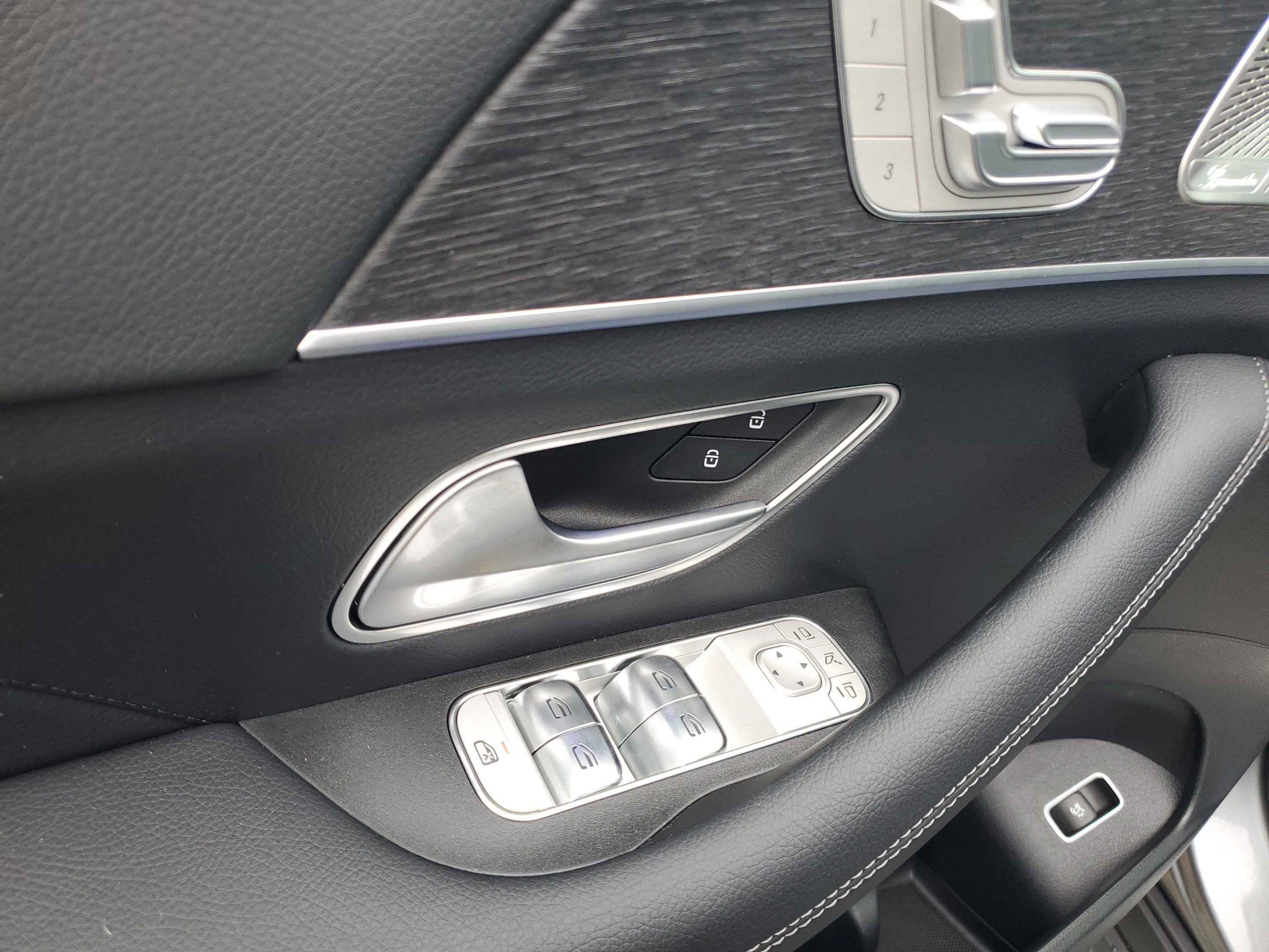 Certified 2026 Mercedes-Benz GLS 450 4MATIC image 17