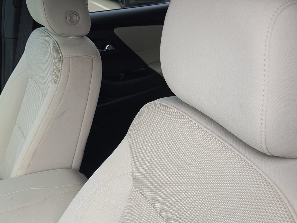 Used 2023 Chevrolet Traverse LS w/ Safety Package FWD image 24