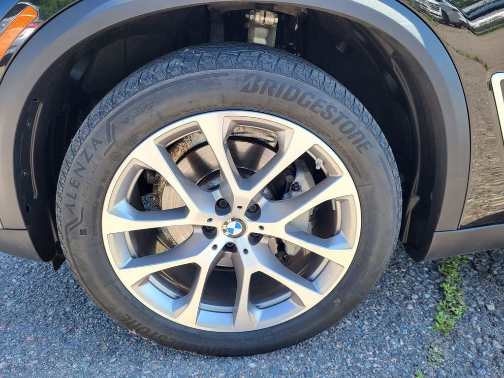 Used 2022 BMW X5 xDrive40i w/ Premium Package image 19