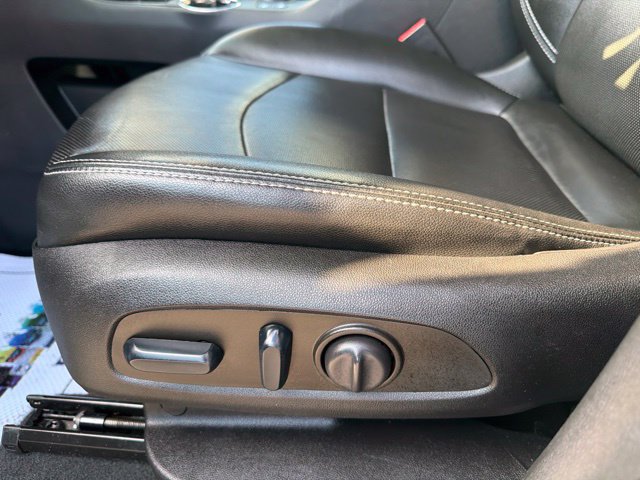 Used 2023 GMC Terrain SLT FWD image 26
