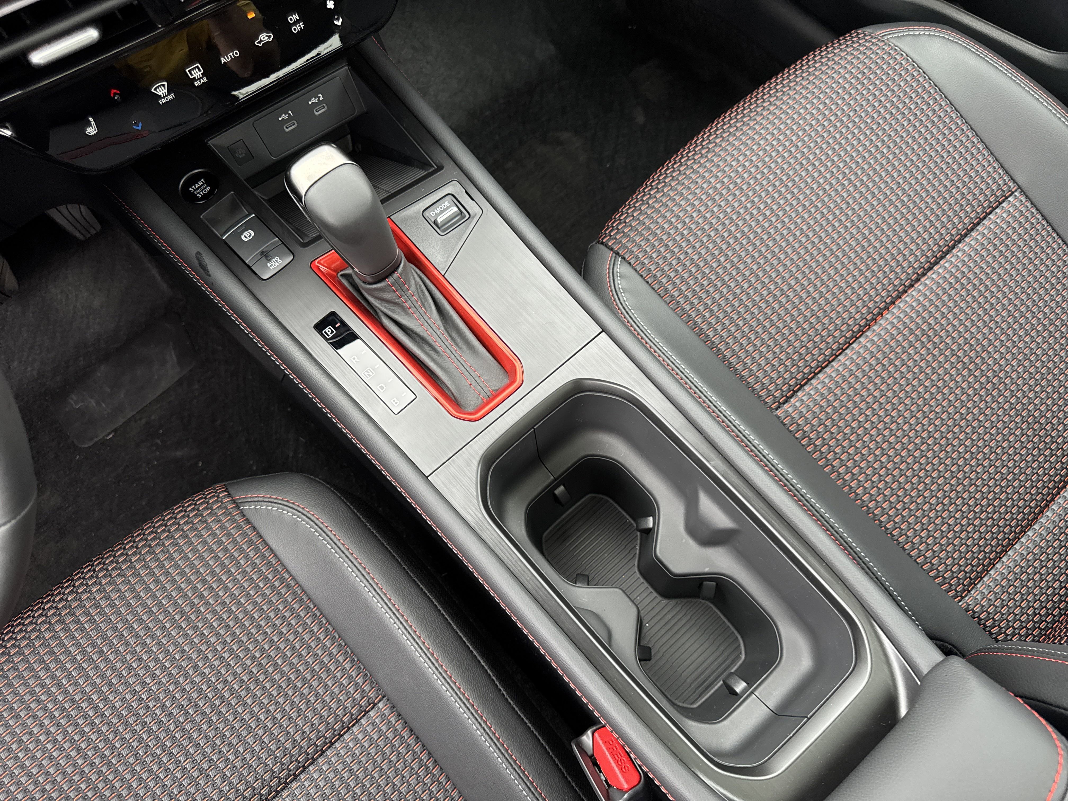 New 2025 Nissan Kicks SR w/ SR Premium Package image 17