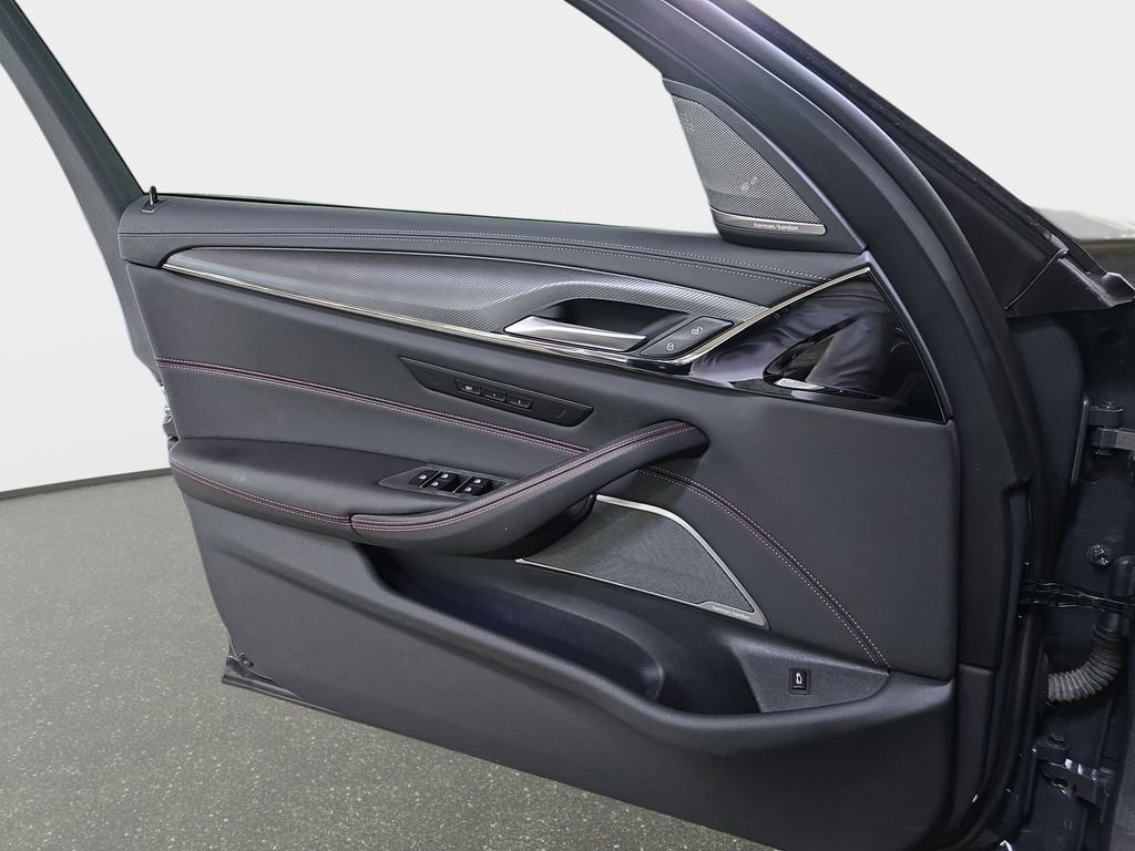 Used 2022 BMW M5 CS AWD/4WD image 27