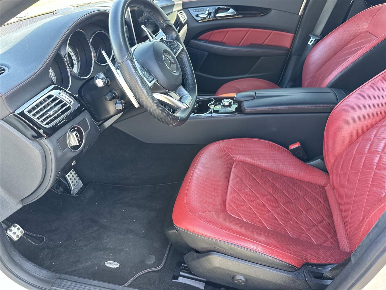 Used 2015 Mercedes-Benz CLS 400 image 24