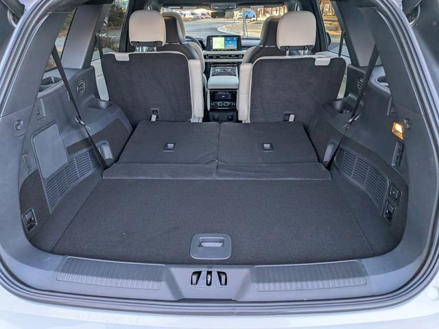 New 2026 Lincoln Aviator Black Label w/ Jet Appearance Package image 9