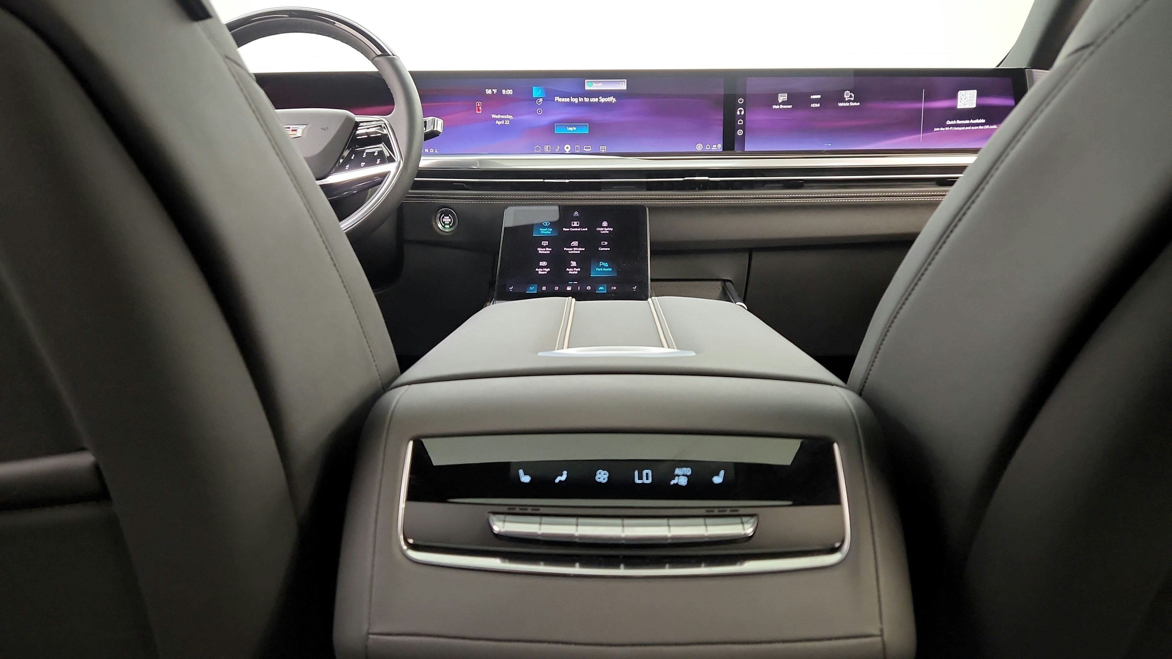 Used 2026 Cadillac Escalade Luxury w/ LPO, Floor Liner Package AWD/4WD image 28