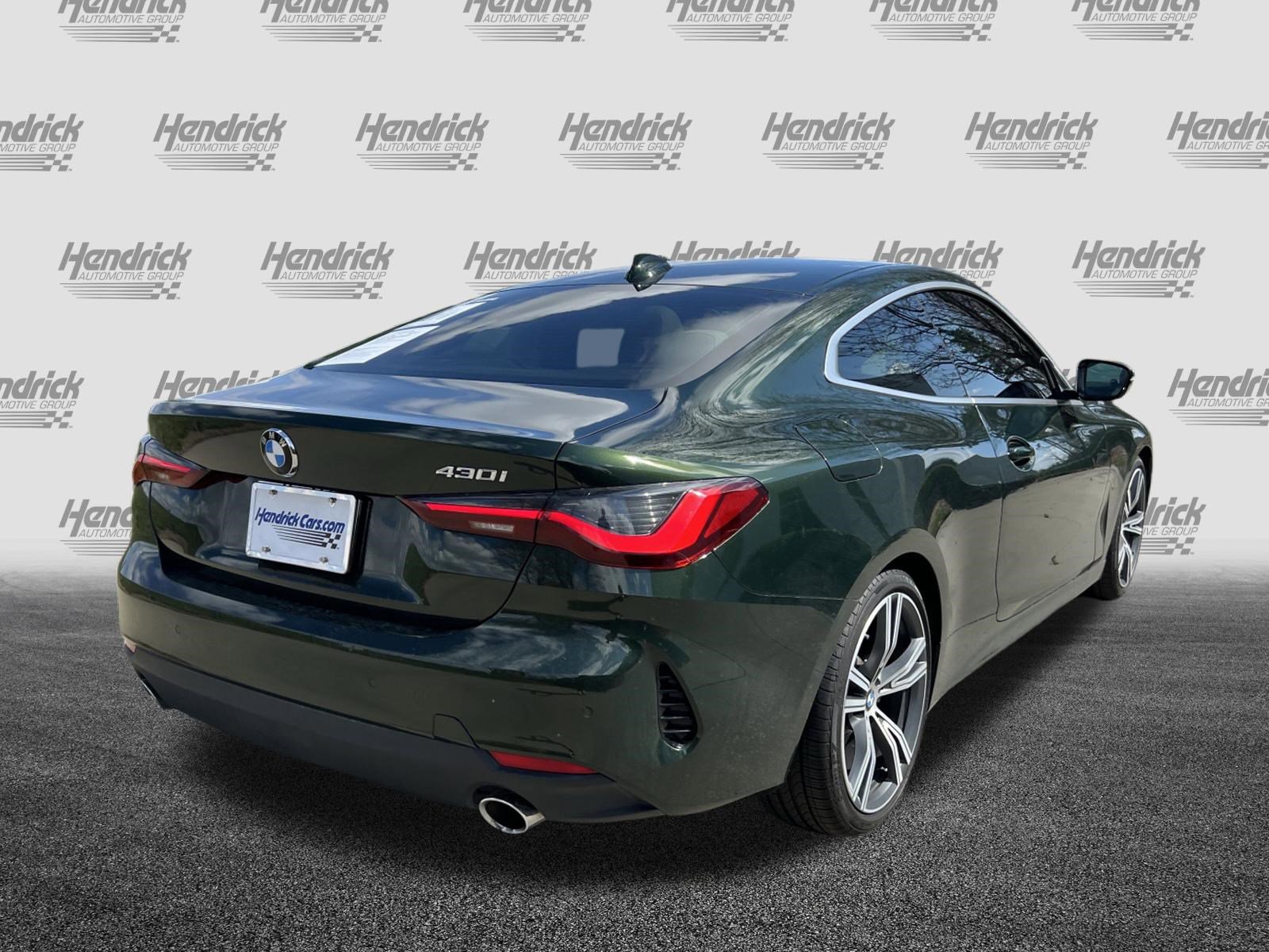 Used 2021 BMW 430i Coupe w/ Premium Package image 9