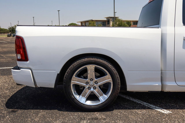 Used 2013 RAM 1500 R/T w/ Convenience Group RWD image 10