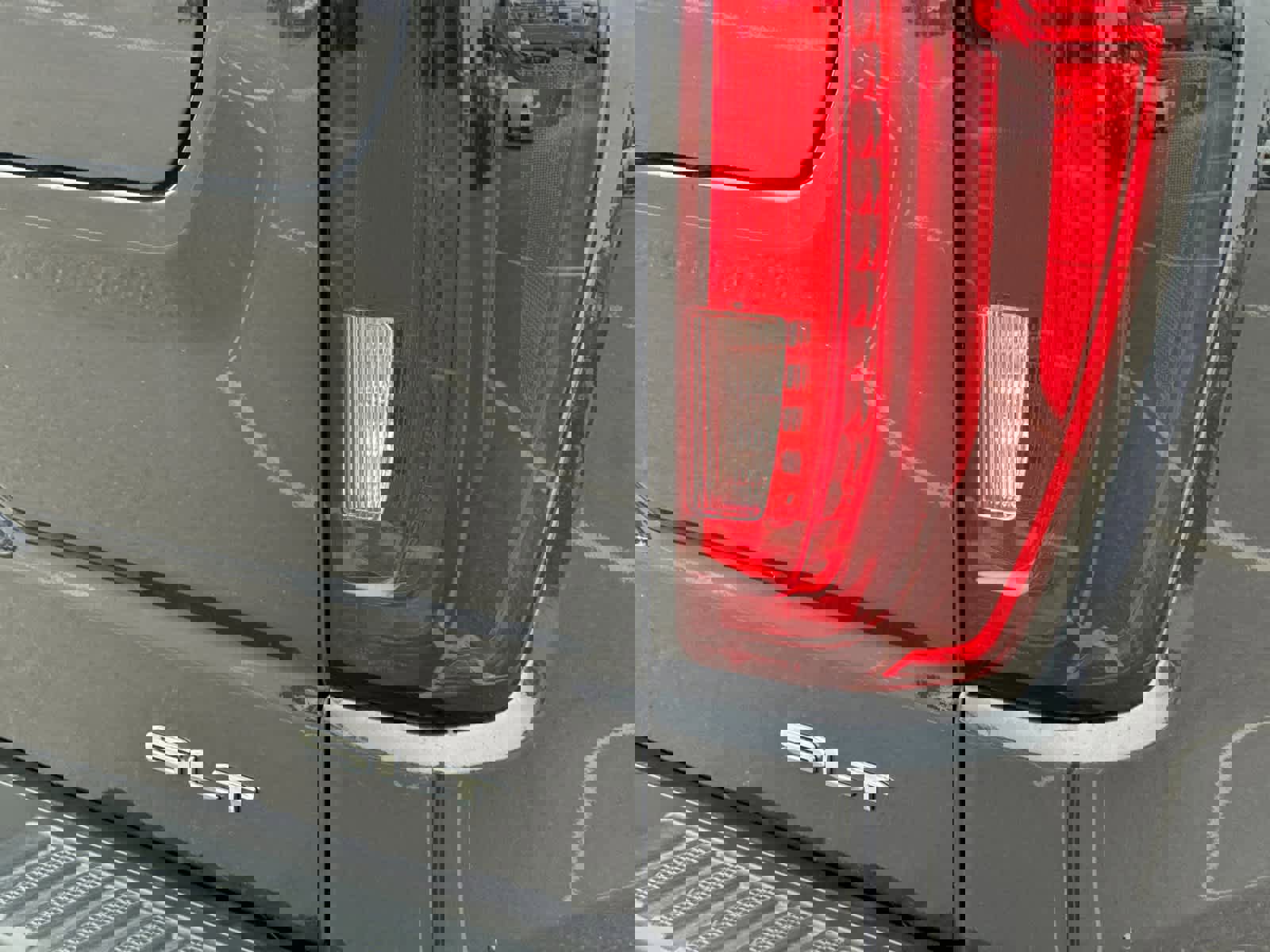 New 2026 GMC Sierra 1500 SLT w/ SLT Premium Package image 25