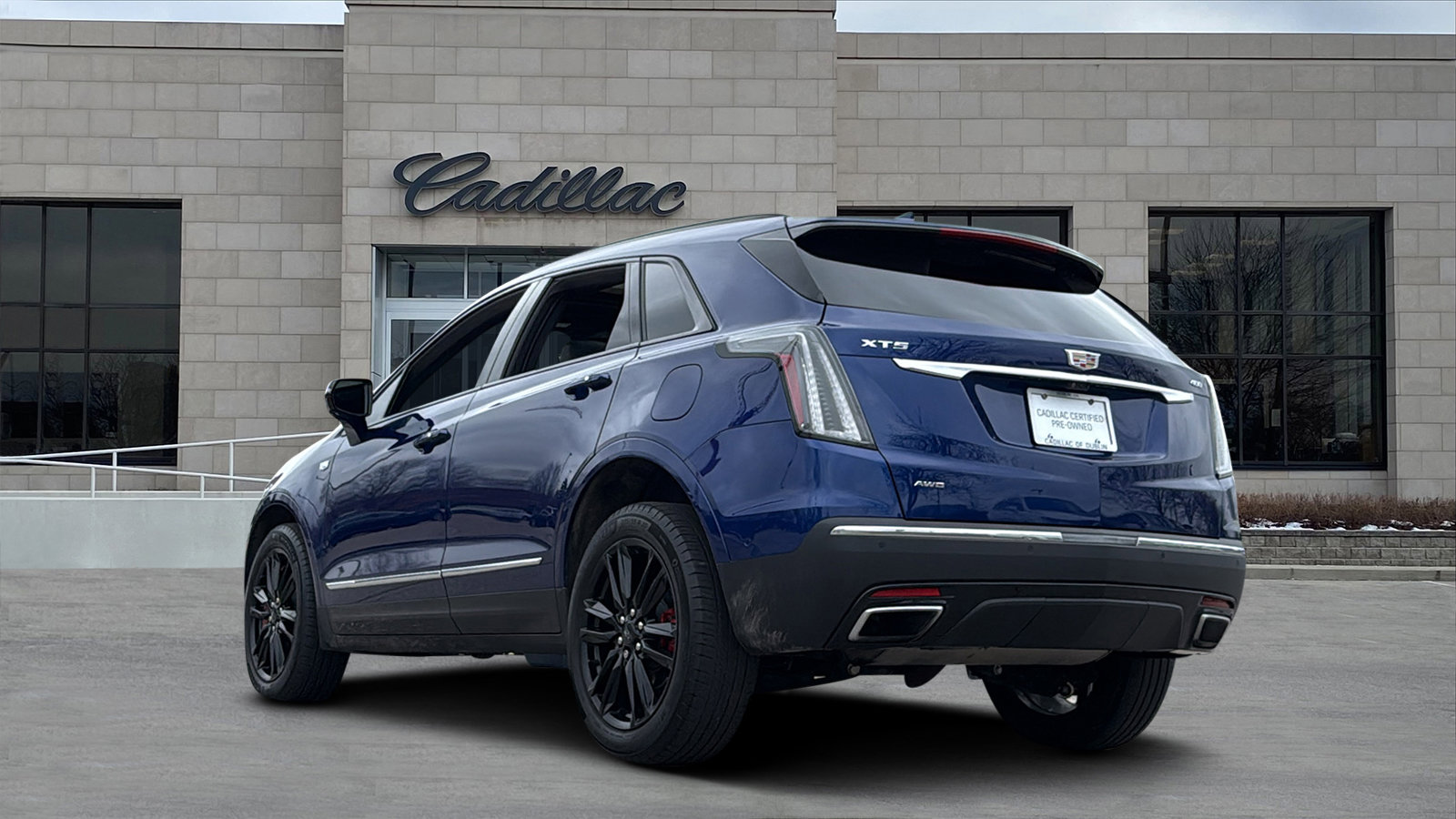 Certified 2024 Cadillac XT5 Sportv w/ Technology Package image 4