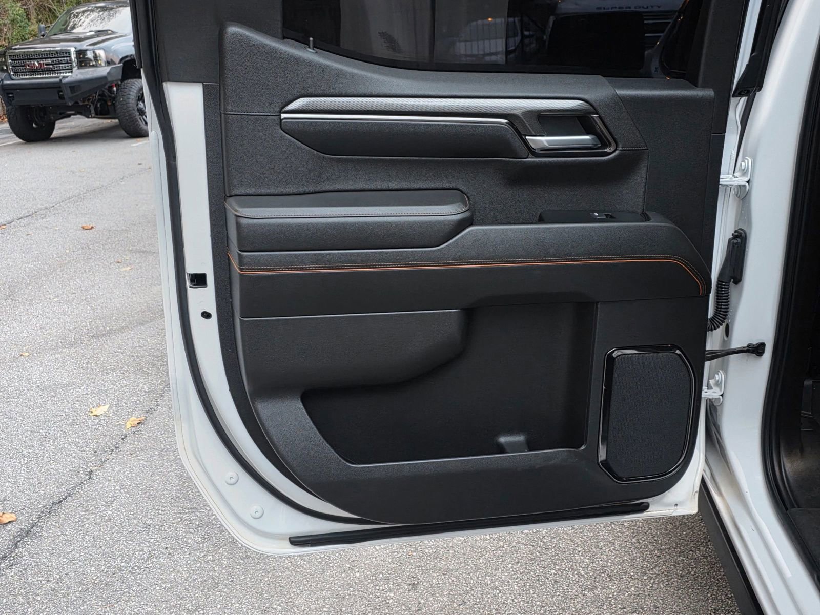 Used 2023 GMC Sierra 1500 AT4 AWD/4WD image 31