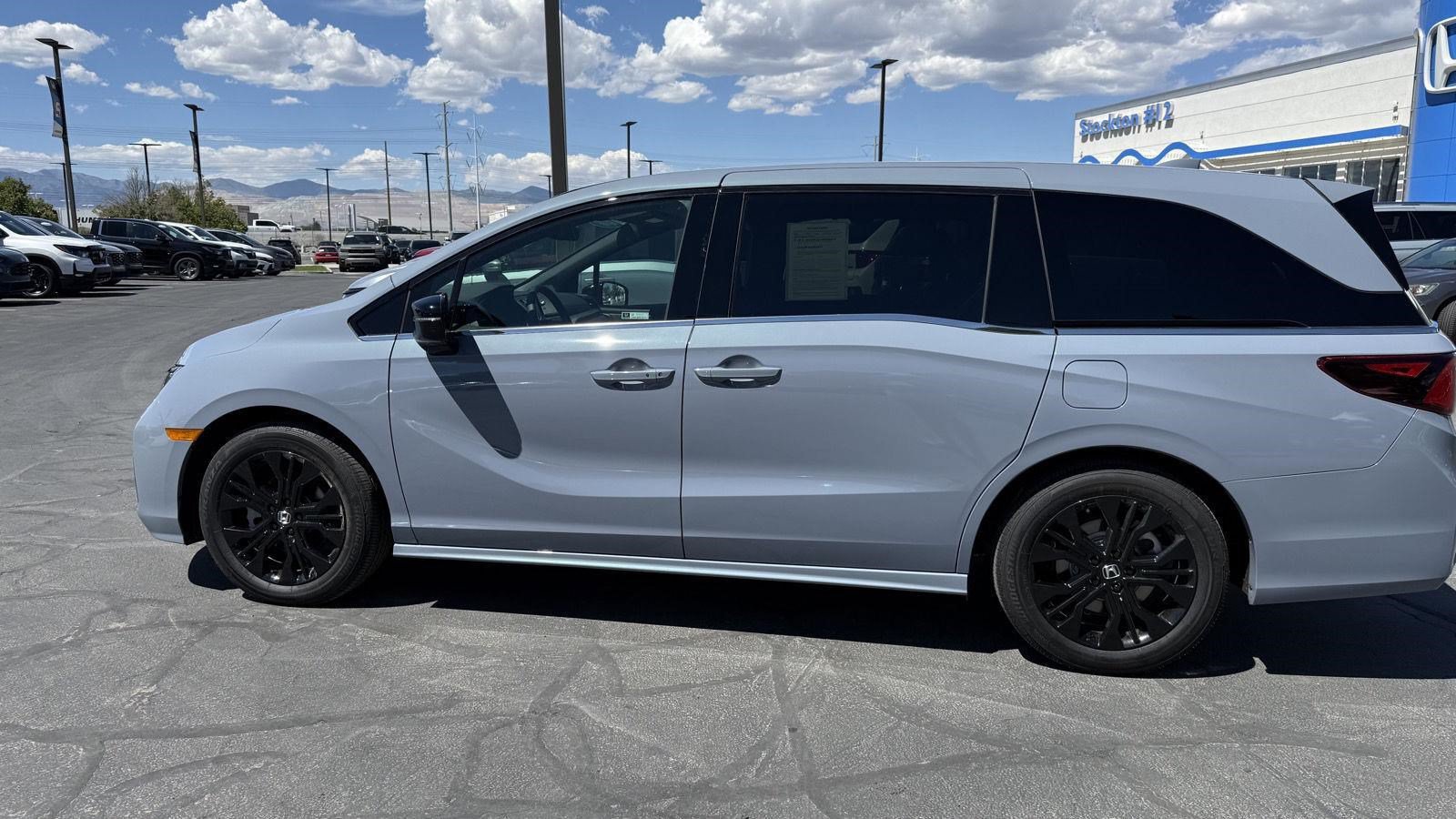 Certified 2026 Honda Odyssey Sport-L image 6