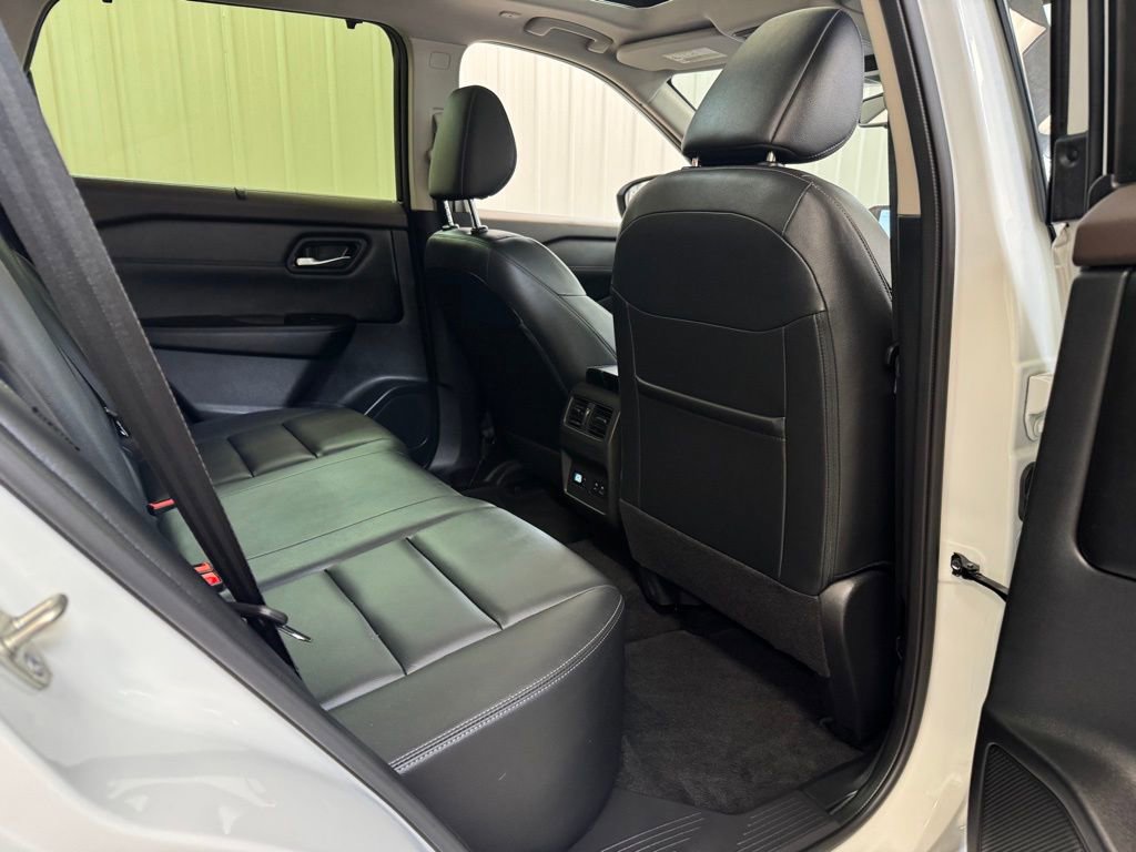 Used 2023 Nissan Rogue SL w/ SL Premium Package AWD/4WD image 27