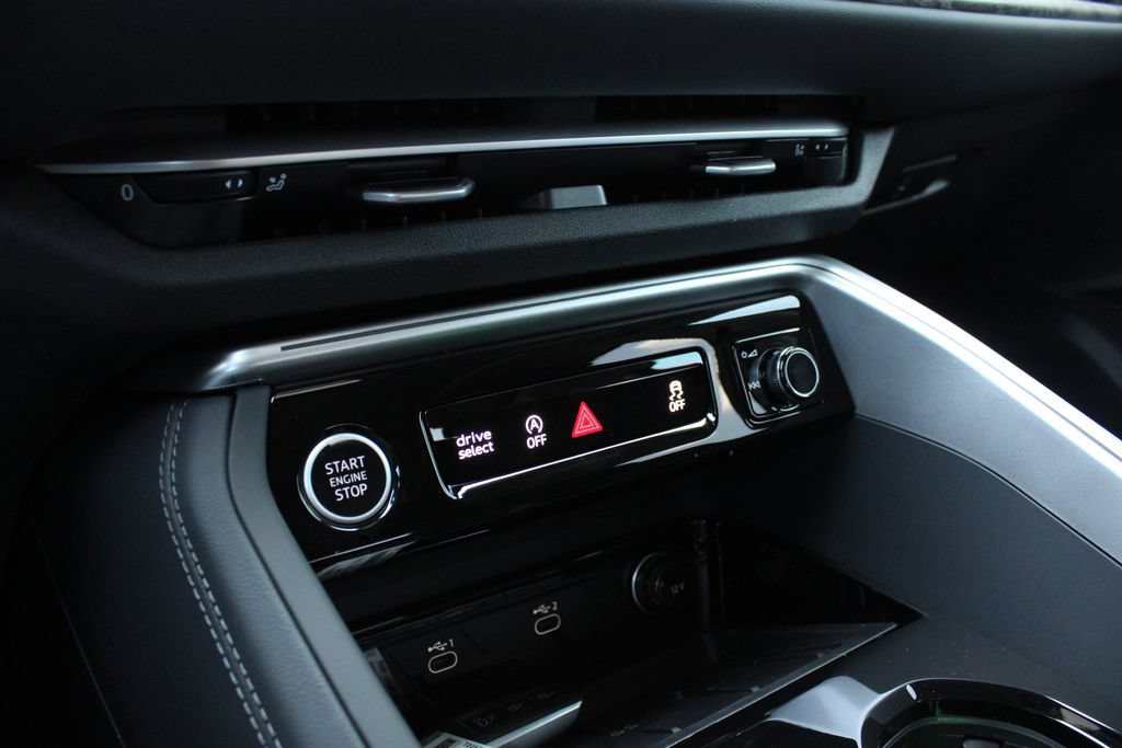 New 2026 Audi Q5 Premium Plus AWD/4WD image 16
