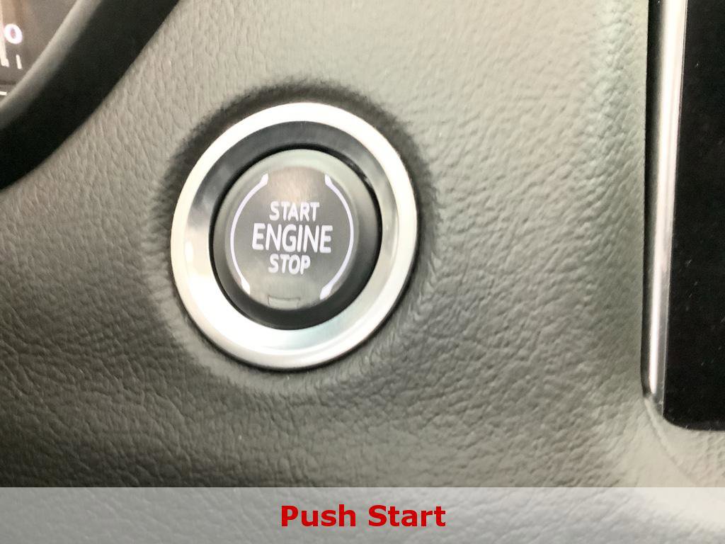 Used 2023 Cadillac XT4 Premium Luxury image 18