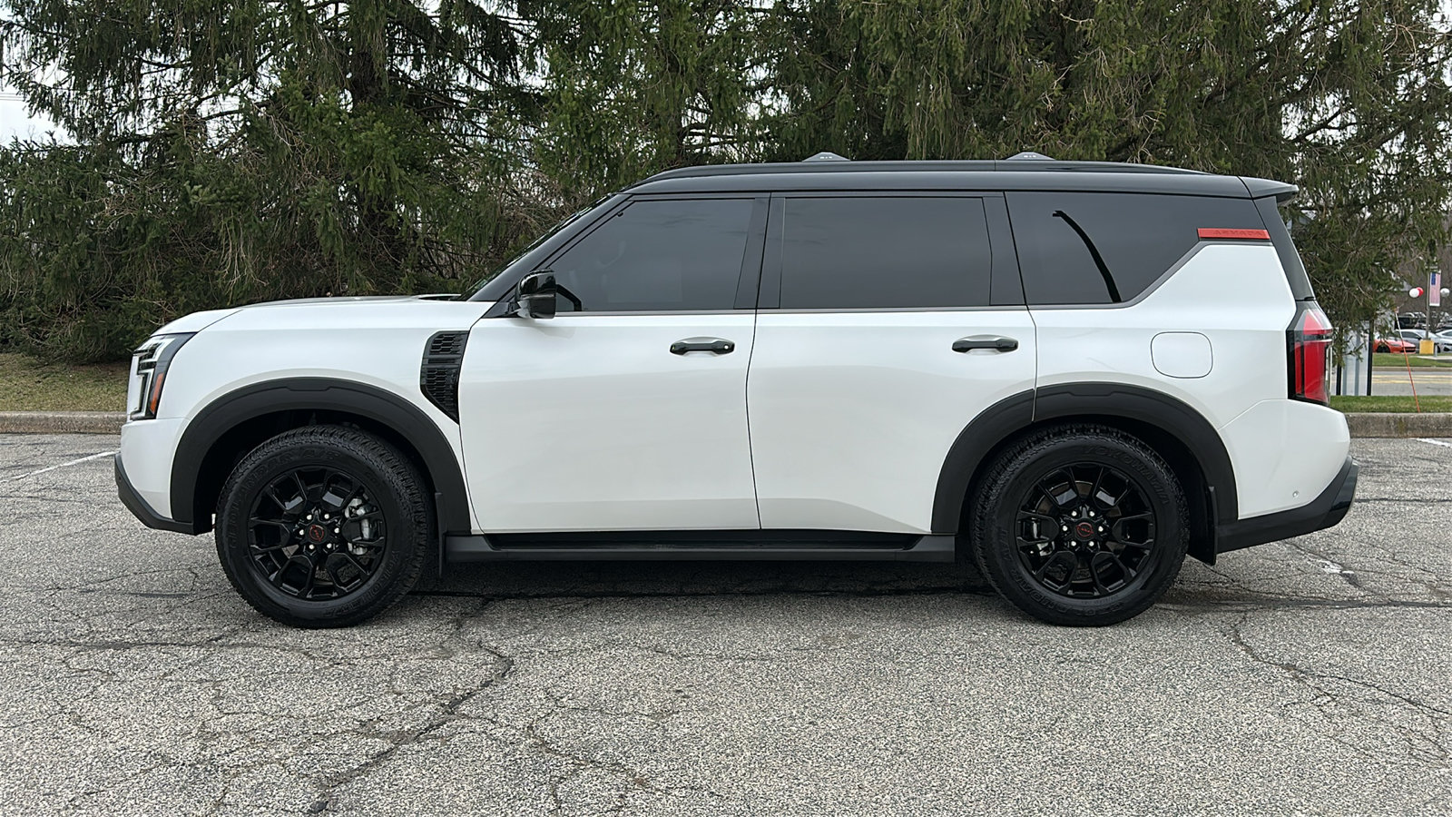 New 2026 Nissan Armada PRO-4X AWD/4WD image 15