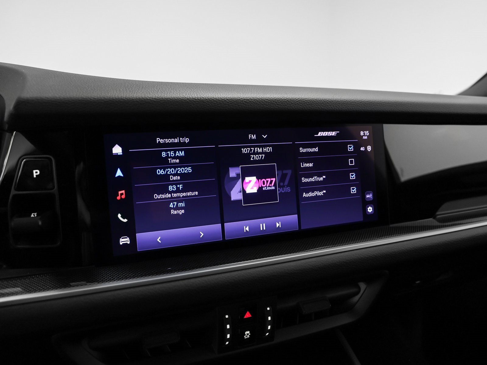 Used 2025 Porsche Cayenne image 35