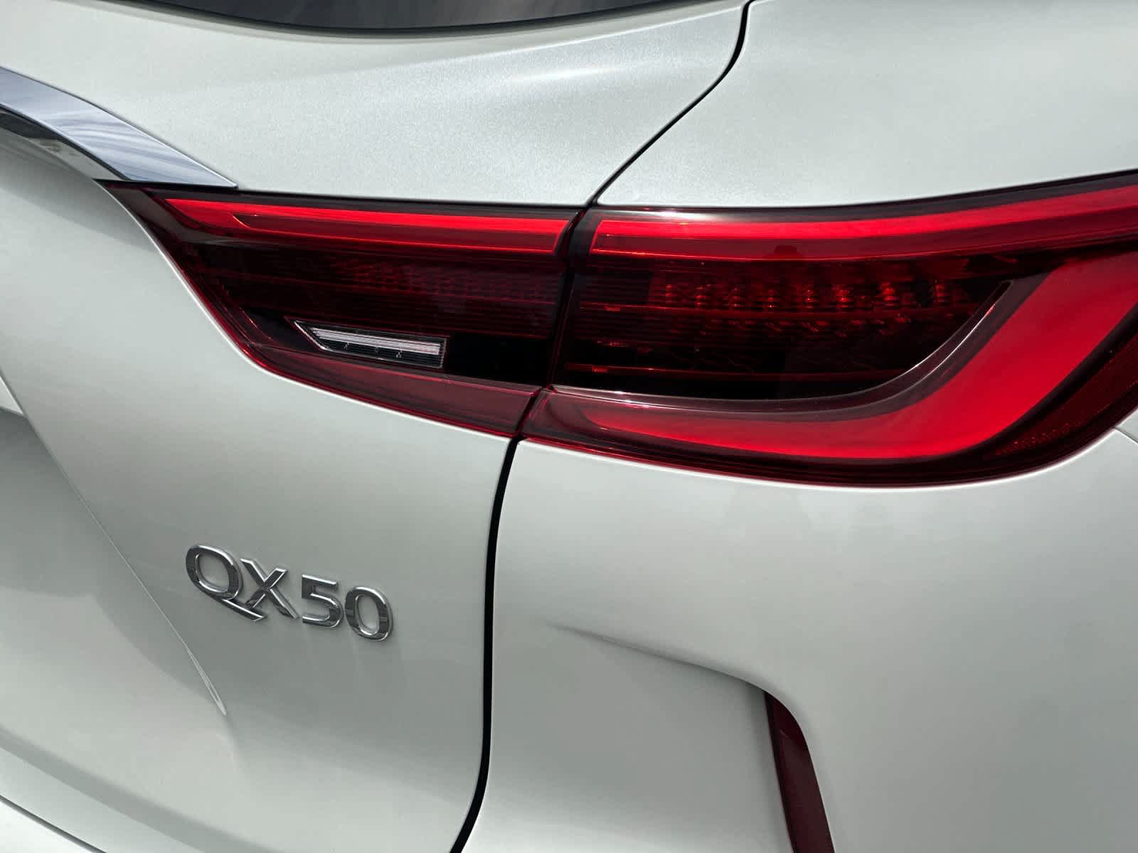 Used 2019 INFINITI QX50 Essential w/ Premium Heat Package FWD image 28