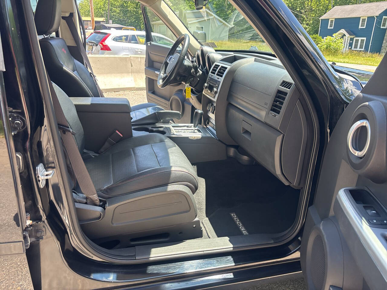 Used 2007 Dodge Nitro R/T AWD/4WD image 23