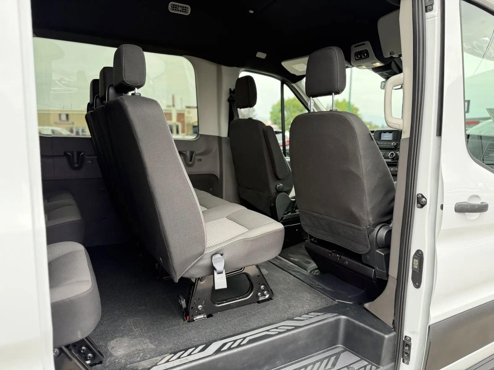 Used 2024 Ford Transit 350 XL image 22