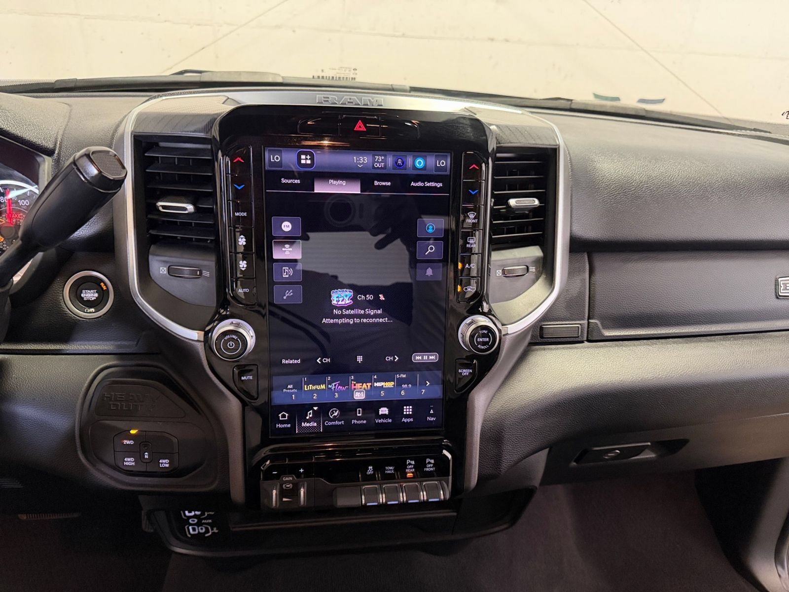Used 2025 RAM 2500 Big Horn AWD/4WD image 19