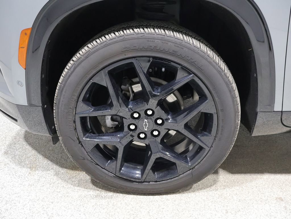 Used 2024 Chevrolet Traverse RS w/ LPO, Floor Liner Package image 8