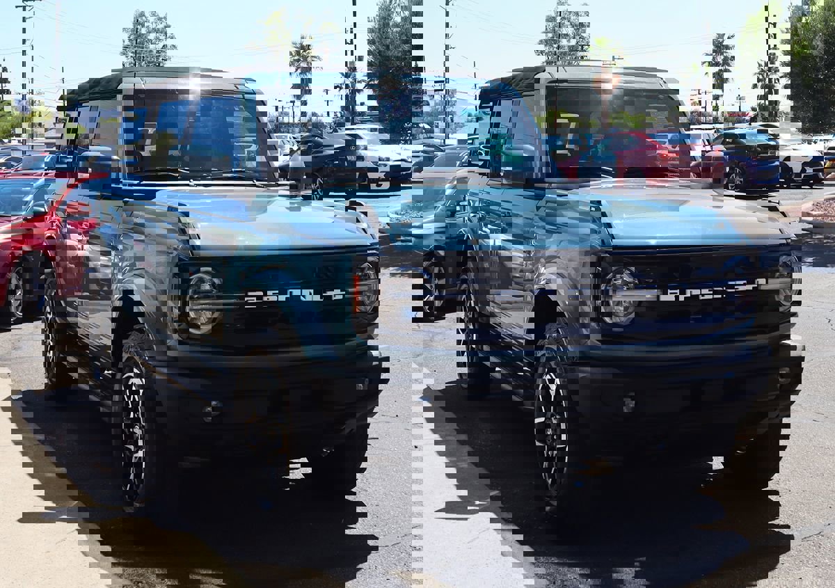 Used 2022 Ford Bronco Outer Banks image 15