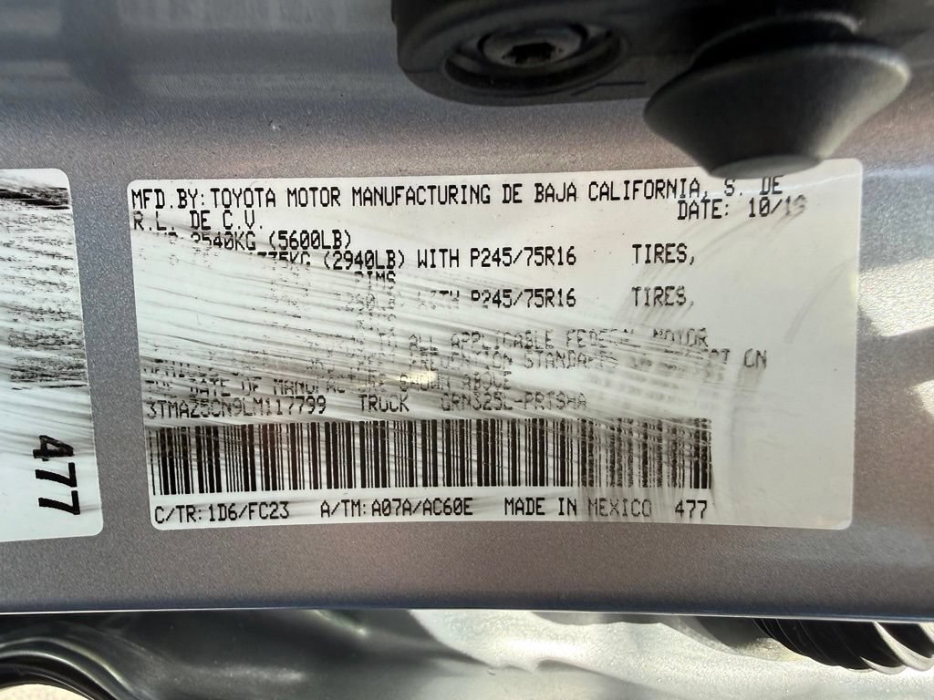 Used 2020 Toyota Tacoma SR5 RWD image 33