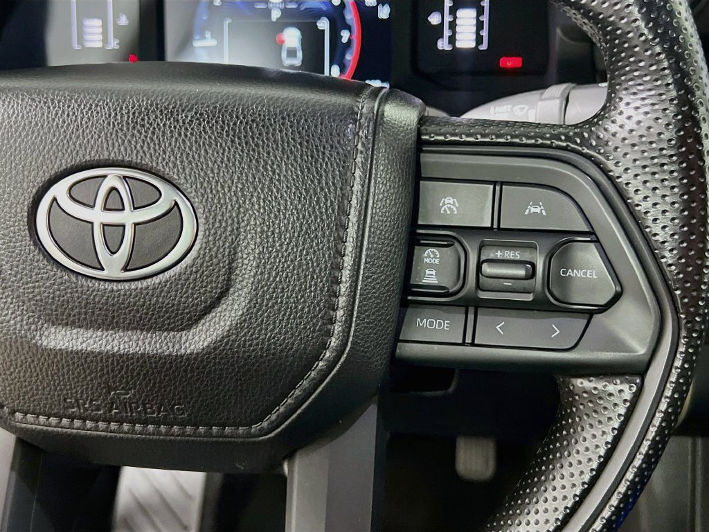 Used 2026 Toyota Tacoma SR5 AWD/4WD image 16