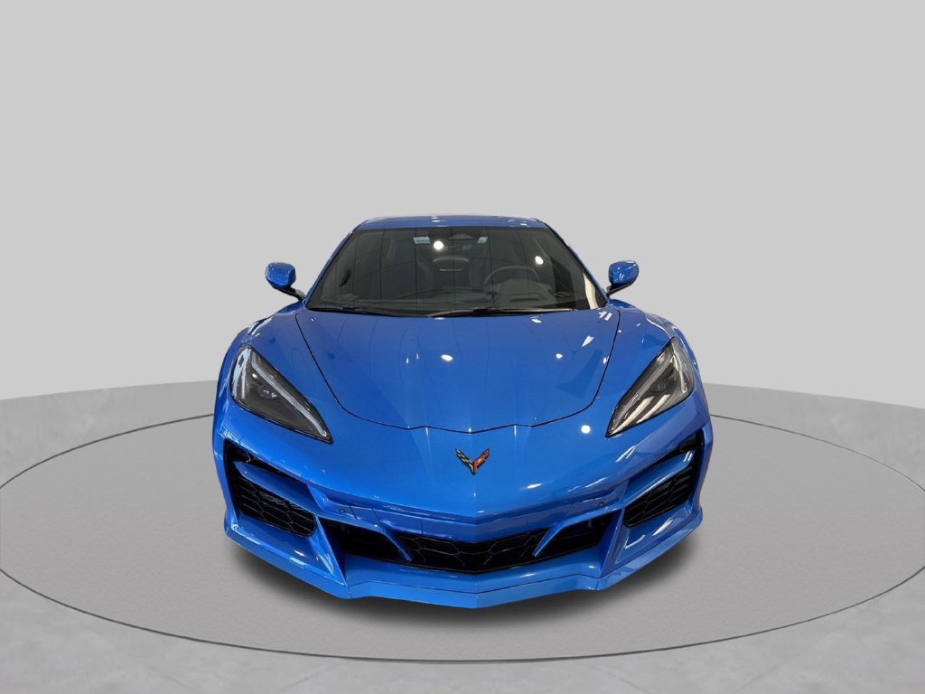 Used 2025 Chevrolet Corvette E-Ray AWD/4WD image 3