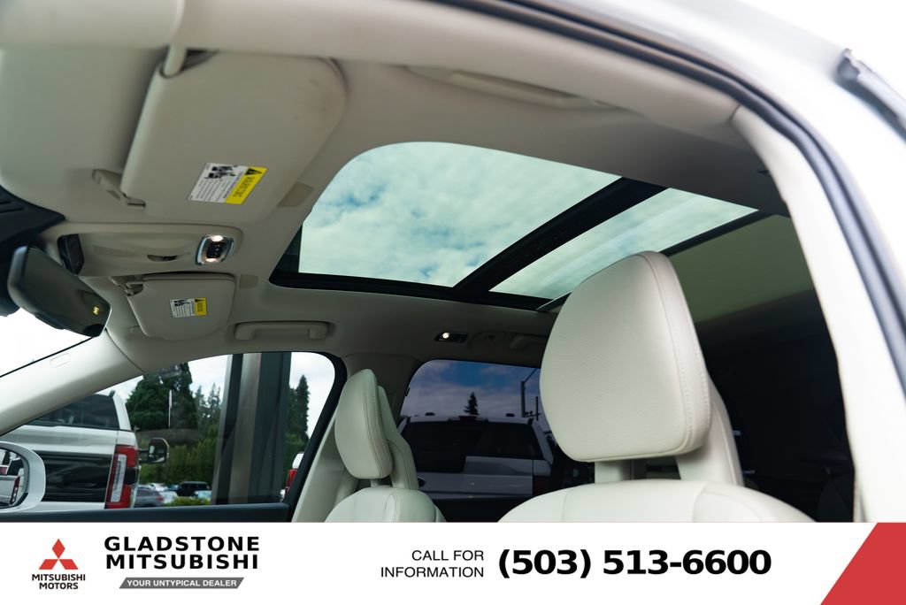 Used 2020 Volvo XC90 T6 Momentum w/ Protection Package Premier AWD/4WD image 17