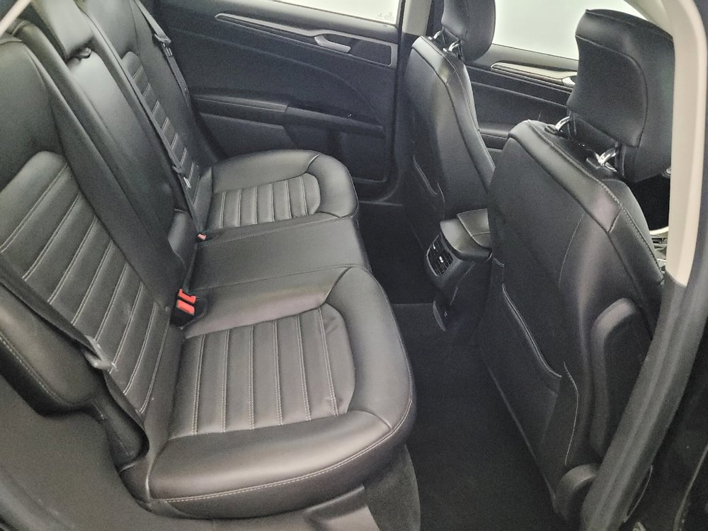 Used 2013 Ford Fusion Energi SE FWD image 19