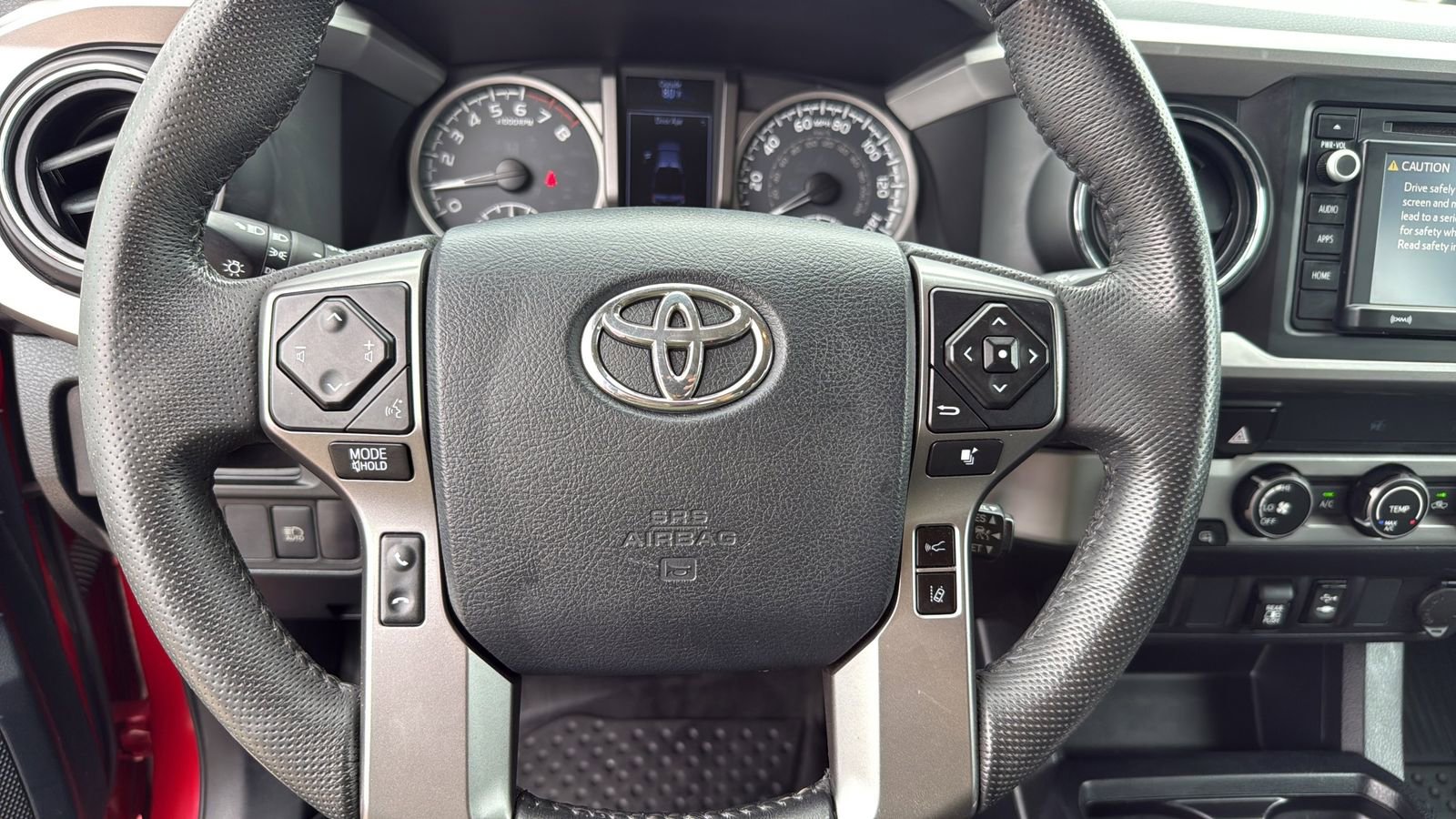 Used 2019 Toyota Tacoma SR5 AWD/4WD image 14