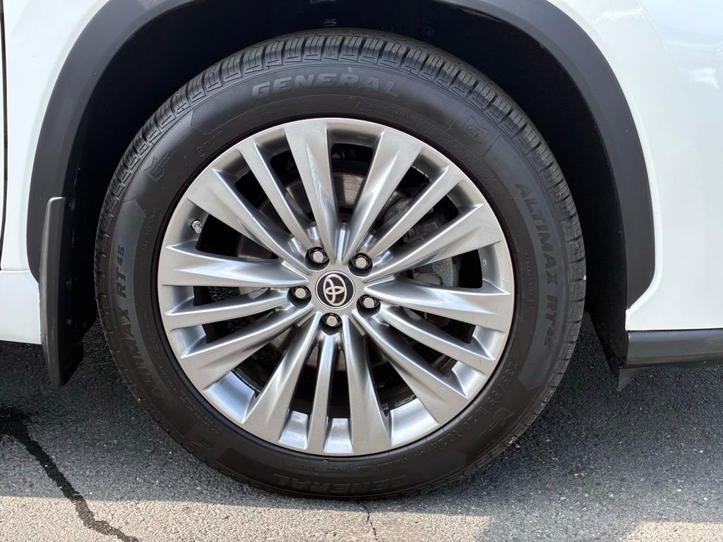 Used 2020 Toyota Highlander Platinum AWD/4WD image 54