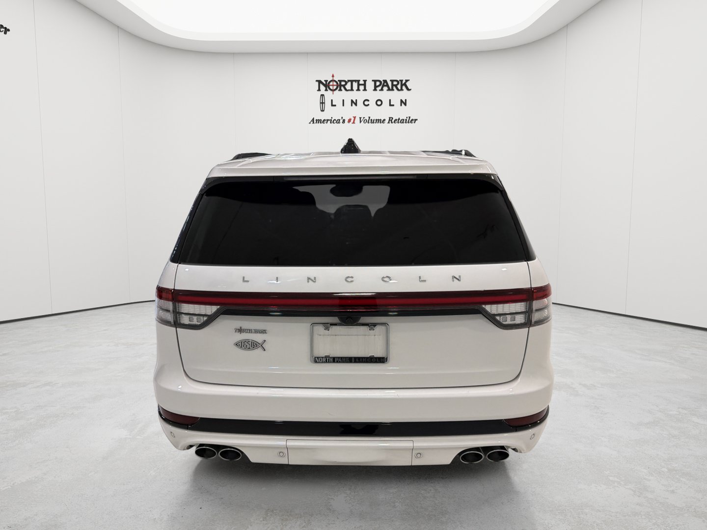 Used 2025 Lincoln Aviator Reserve w/ Equipment Group 201A AWD/4WD image 4
