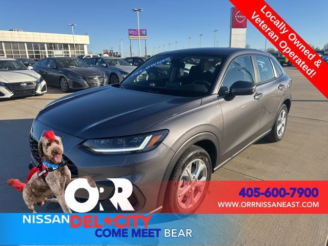 Used 2025 Honda HR-V LX image 1